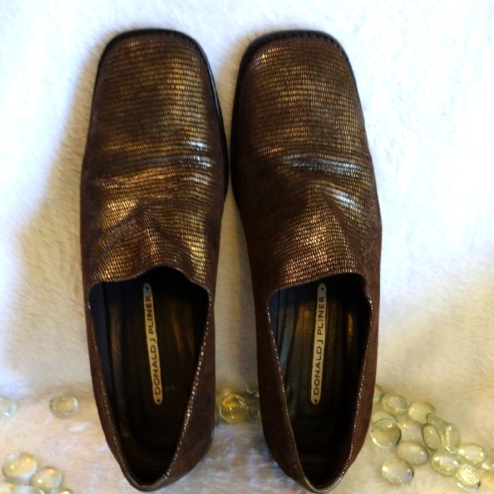 Donald J. Pliner Womens Loafers